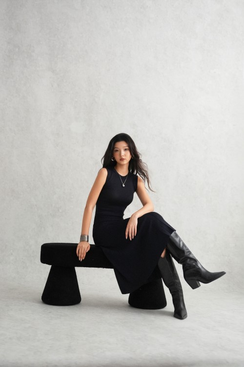 Sixdo Navy Lurex Knit Fared Skirt